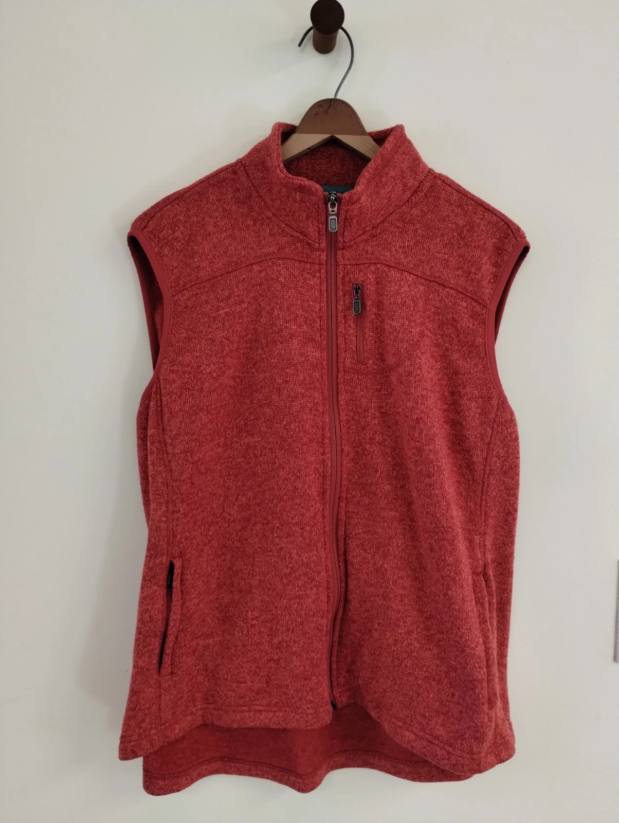 Orvis Men’s Sweater Fleece Vest XL Burnt Orange Full Zip Outdoor Travel Casual