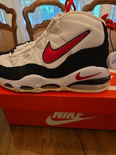 Taglia 9 - Nike Air Max Uptempo 95 2019 Bulls Color-Way - Foto 3 di 13
