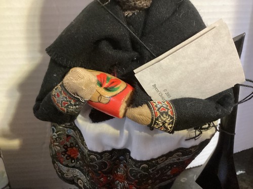 Vintage Rare Byers Choice Baboushka The Carolers 2001 Russian Doll Signed Byers - Picture 5 of 8