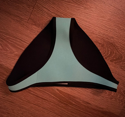 Women s Colorblock Bikini Swim Bottom Black/Gray Size M Neoprene Regular