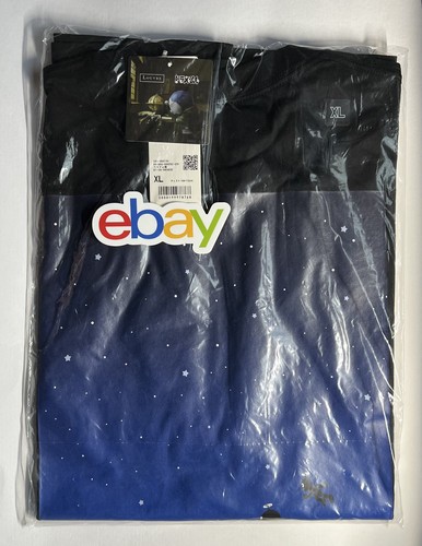 DORAEMON UNIQLO × Louvre Museum collaboration T-shirt. JP-XL = US-L