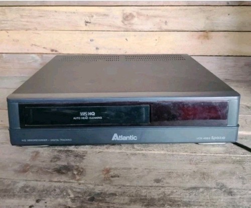 lettore VHS videorecorder vhs Atlantic VCR  Scart tv x videocassette Film VHS - Foto 1 di 5