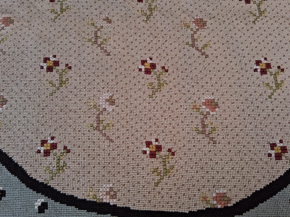 Tapisseries anciennes pour 2 grands fauteuils, sièges- brodées laine et fil soie - Photo 3/4