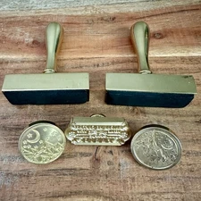 Brass Tone Wax Seal Stamp Set With 2 Handles And Interchangeable Seals