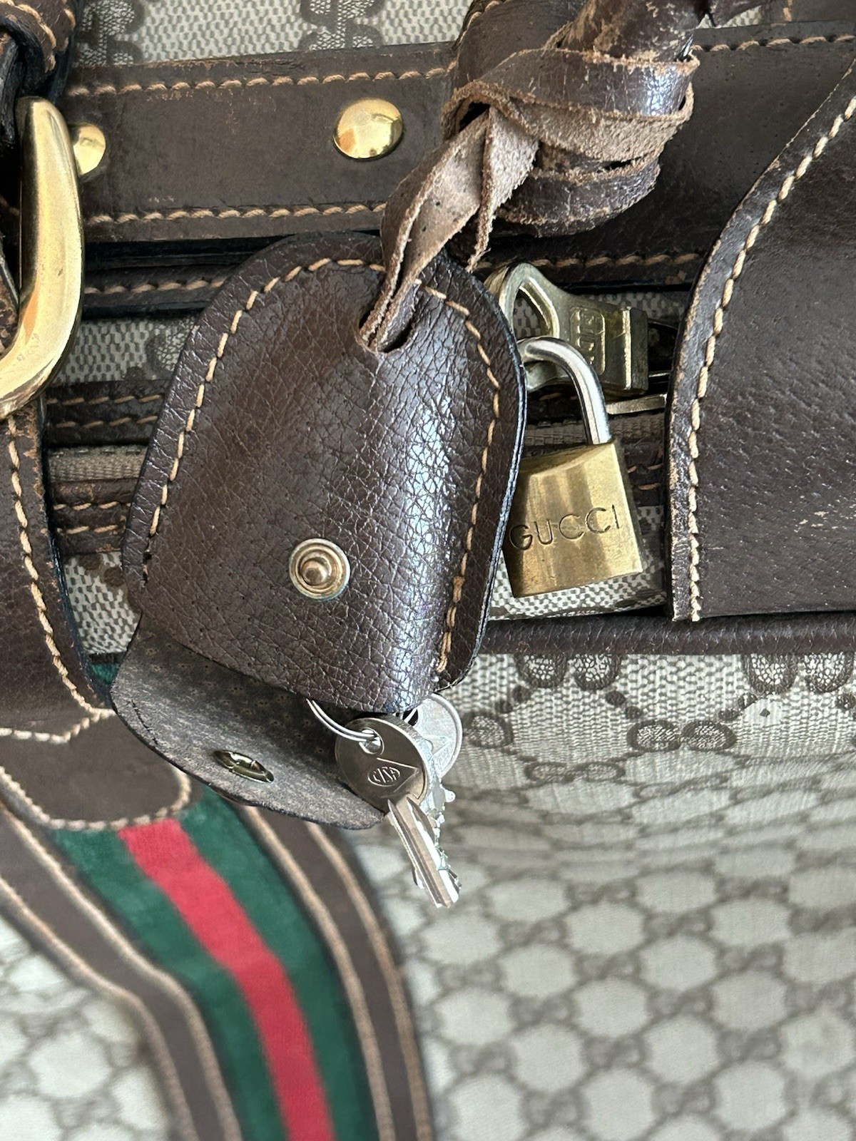 Authentic VTG iconic Gucci GG  Sherry Line Travel Luggage Bag Monogram Italy