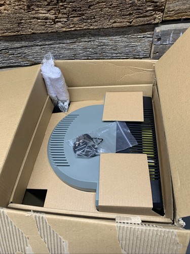Petsafe Wireless Fence For Dogs Covers 1/2Acre 🔥 New Open Box RFA-423 RFA-443 - Picture 10 of 18
