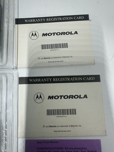 Set of 2 Motorola Talkabout 101 Two-way Radios RARE SURGE PRIZE- MISSING ANTENNA - Picture 3 of 18