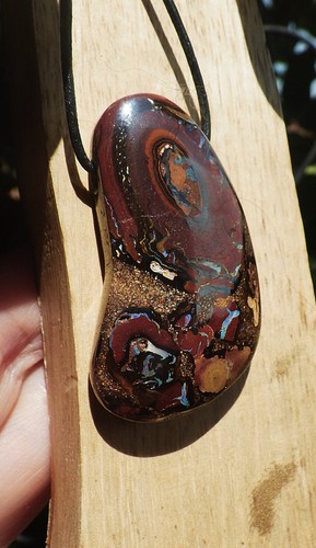 SCHMUCK-STCK YOWAH NUTS OPAL HEIL STEIN Anhänger gebohrt Unikat Nuss-Opal 1 - Picture 3 of 5