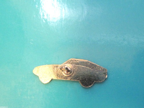 Datsun  240Z - hat pin , lapel pin , tie tac , hatpin GIFT BOXED - Afbeelding 4 van 5