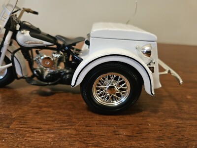 1947 Harley Davidson Police Servi-Car Motorcycle 1:12 VTG