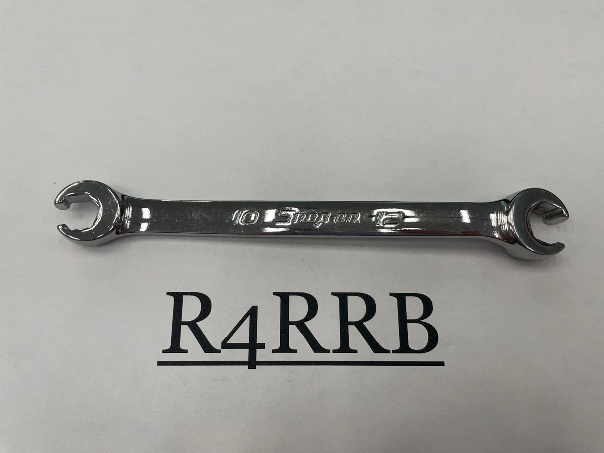 Flange nut wrench outlet