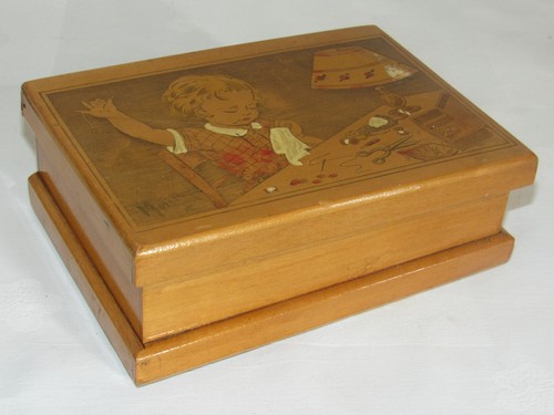 08J14 ANCIEN COFFRET BOITE A BIJOUX ENFANT BOIS PEINTURE FILLE POUPEE 1950 1960 - Picture 4 of 7