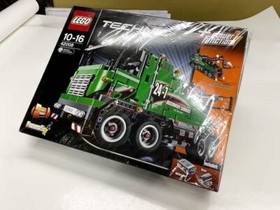 LEGO Technic Service Truck 42008 In 2013 Import NEW