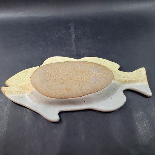 Tom Chamberlain Studio Art Pottery Fish Dish or Bowl Stoneware Hand Made - Picture 8 of 10
