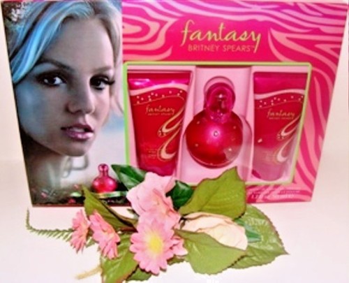 BRITNEY SPEARS FANTASY 3 PC 1 OZ FRAGRANT PERFUME & BODY GIFT SET - Picture 2 of 2