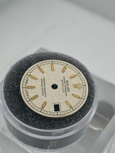 Genuine Rolex Datejust 26mm anniversary cream w/ Gold markers 69173 179173 - Picture 2 of 2