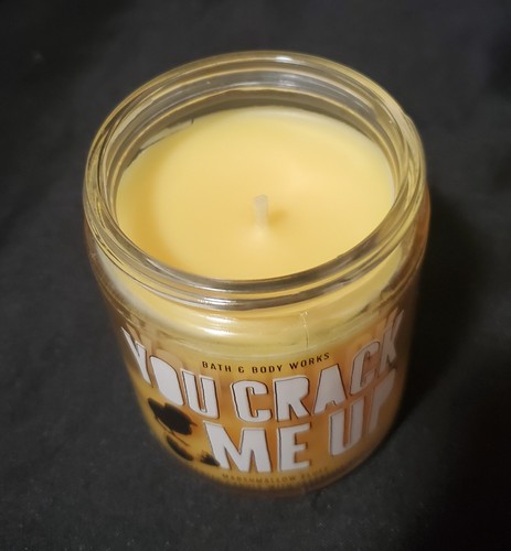BATH AND BODY WORKS 1-WICK CANDLE 7 OZ / You crack me up Marshmallow Fluff - Picture 3 of 4