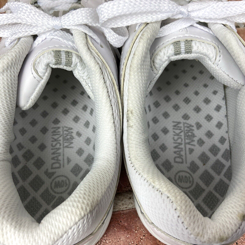 Danskin Now Womens Sneaker White Silver Athletic Shoes US Size 10W EUR 42W - Picture 6 of 11