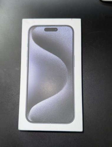 Apple iPhone 15 Pro 128GB odblokowany niebieski tytan nowy otwarty - gwarancja do 6/25 - Zdjęcie 2 z 3