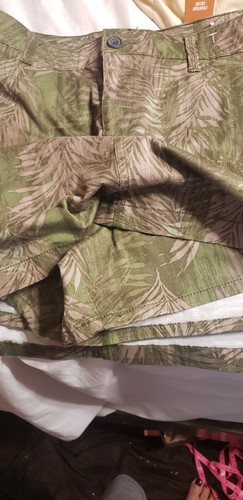 Neu mit Etikett Sonoma Skort Camouflage Damengröße 10 ORIGINAL PASSFORM Taille 32 Zoll vier Taschen Design - Bild 13 von 13