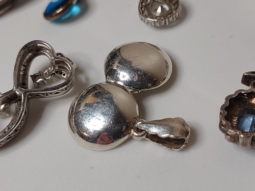 Lotto di 10 ciondoli e ciondoli in argento sterling - Foto 21 di 23