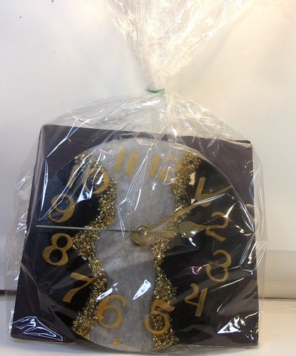 New! My handmade round black, gold & white 6" resin wall clock - Picture 9 of 9