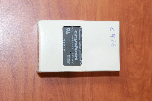 CRYDOM D1D40 SOLID-STATE PANEL MOUNT RELAY - Picture 4 of 4