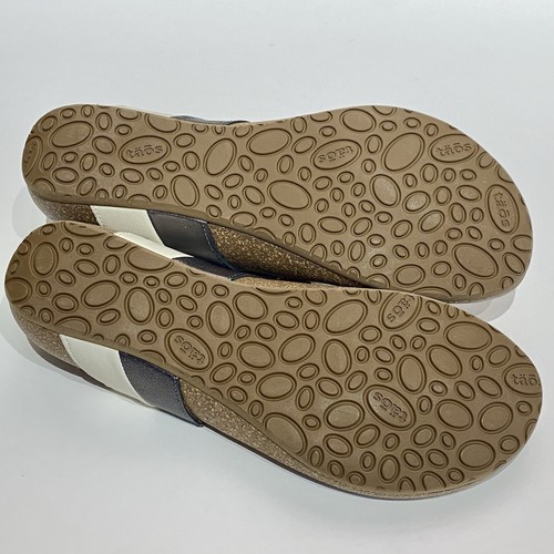 Taos Womens Sun Queen Wedge Sandals Size 8-8.5 US / 39 EU Silver White Leather - Picture 8 of 8