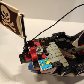 Lego 6268 Renegade Runner - Pirates Complete