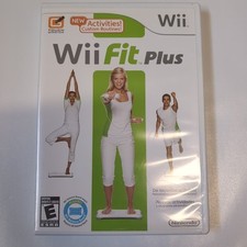 Wii Fit Plus (Nintendo Wii, 2009) CIB Complete 