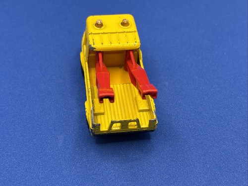 Matchbox Superfast No. 74 Toe Joe Yellow Body Red Wreck 1/64 - Picture 9 of 16