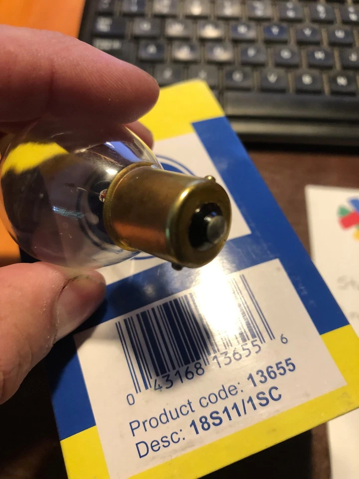 6 Pack - GE 18 watt 10 volt 18S11/1SC Railway Signal Lamp Bulb GE 13655 - NEW  - Image 3 of 3