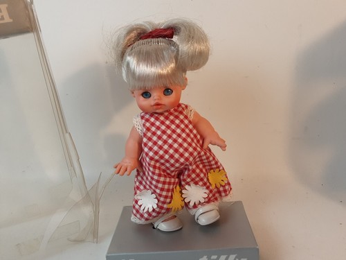 Vintage Mini Furga italy Little Signorinas Tilly 1960 Doll 6" Original Box  - Picture 3 of 8
