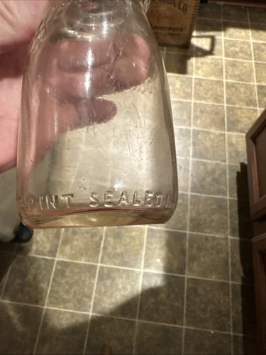 Producers Embossed Half Pint Milk Bottle Springfield Illinois IL - Picture 10 of 18