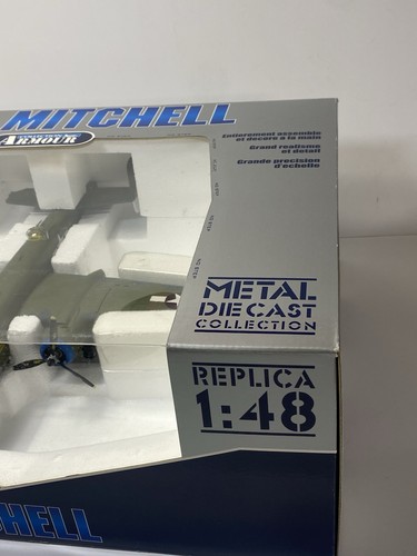Armour CDC 98300 B11B569 B-25 Mitchell Medium Bomber “Hells Bells” 1/48 - Picture 21 of 24