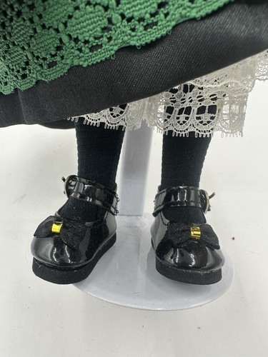 Paradise Galleries Victorian Christmas Carol Girl Porzellanpuppe - Patricia Rose - Bild 9 von 9