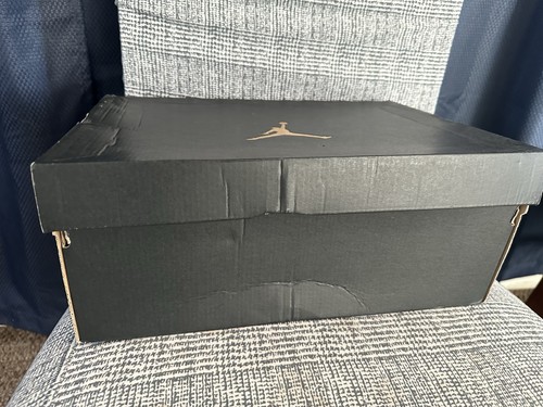 NEW Nike Air Jordan 13 Low Hornets 2015 Size 10.5 US MENS 310810-107 W/ BOX - Picture 13 of 14