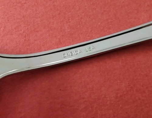 8 pezzi Oneida USA MIDTOWNE acciaio inox 6 cucchiaini 2 cucchiaini zuppa spedizione gratuita - Foto 9 di 9