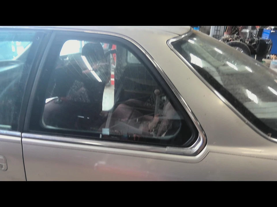 Used Hood fits: 1991 Honda Accord Grade C Foto 3 de 4