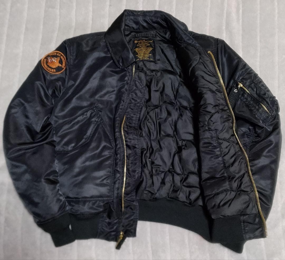 type CWU-45 （DEUS 10周年記念モデル）ALPHAコラボ ALPHA コラボ CWU-45 （DEUS 10周年記念モデル） ワッペン - メルカリ