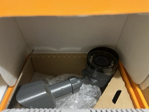 Vivint Smart Home Security System Camera With Accessories - Picture 4 of 5