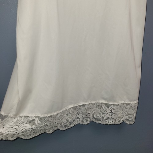 Vintage Komar Lingerie Size 32 Short Full Ivory Nylon Slip Lace Trim - Picture 6 of 12