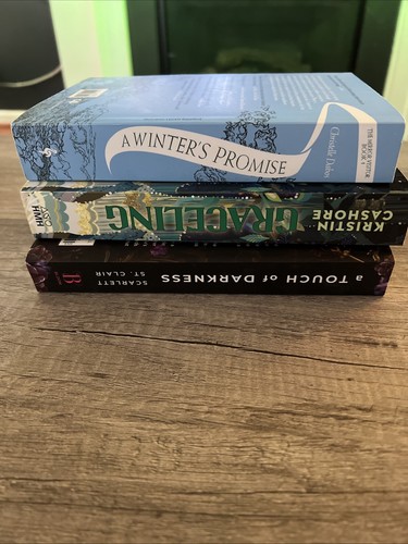 Lot of 3 Paranormal Romance Novel Ppbk Books St Clair Dabos Realms Kingdom M - Picture 5 of 6