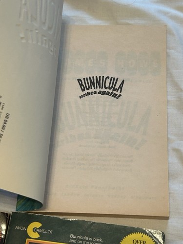 4 Bunnicula Series Books Howliday Inn Celery Stalks Strikes Again Howe - Picture 8 of 16