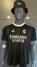 Real Madrid 2025/26 Goalkeeper Third Shirt Large