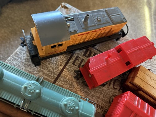 MARX Vintage Varied Lot DIESEL Electric O-Scale c1950 Train SET Orig. BOX+Lid - Bild 10 von 12
