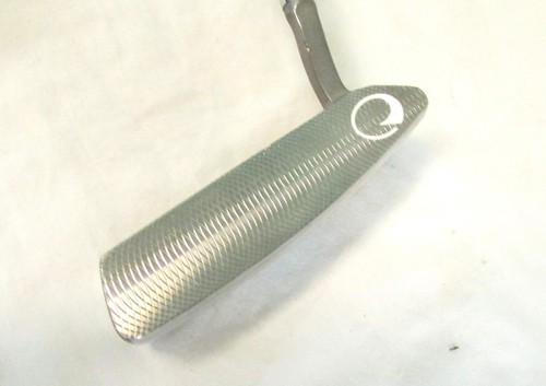 Ray Cook Lady Baroo Mood Putter, 33”, Right Handed With Cover & Weight Plates - Picture 6 of 8