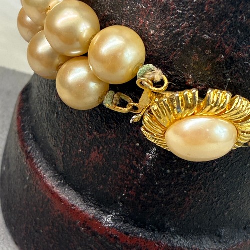 Vintage Two Strand Faux Pearl Beaded Bracelet Classic Gold Tone 7.5" - Picture 2 of 8
