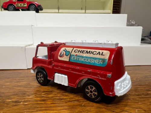 Vintage 70s80s Diecast Tootsietoy "Toughs" Chemical Fire Truck 1/43 USA - Picture 2 of 3