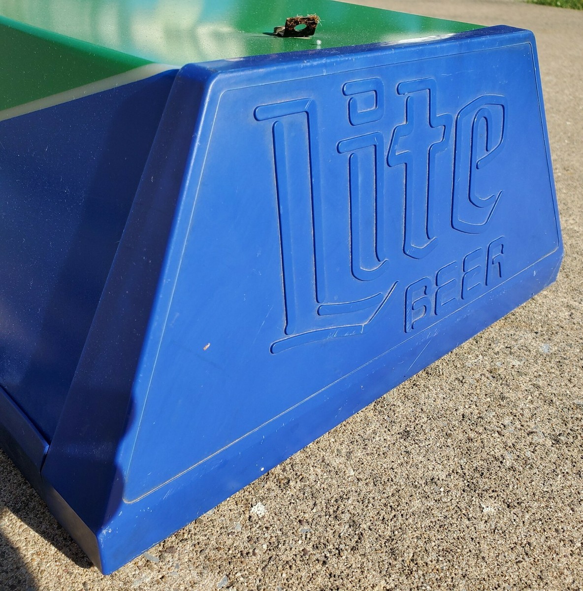 Vintage Miller Lite Beer Billiard Pool Table Bar Light